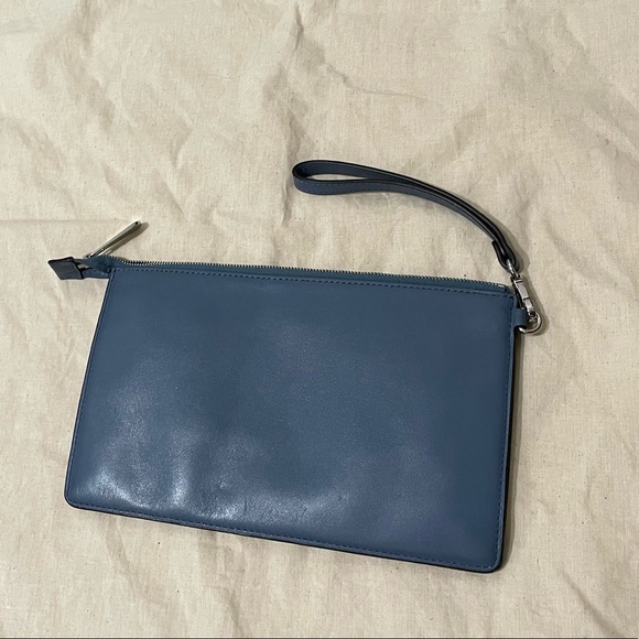 Michael Kors Clutch - Picture 6 of 8